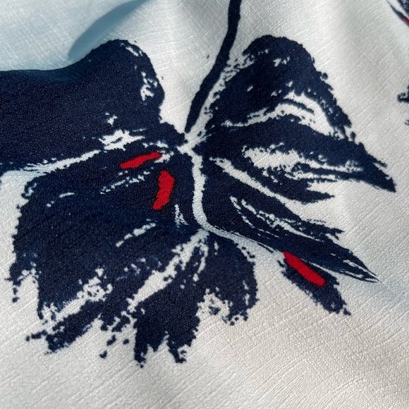 Ark&co White CAPE dress - Picture 9 of 9